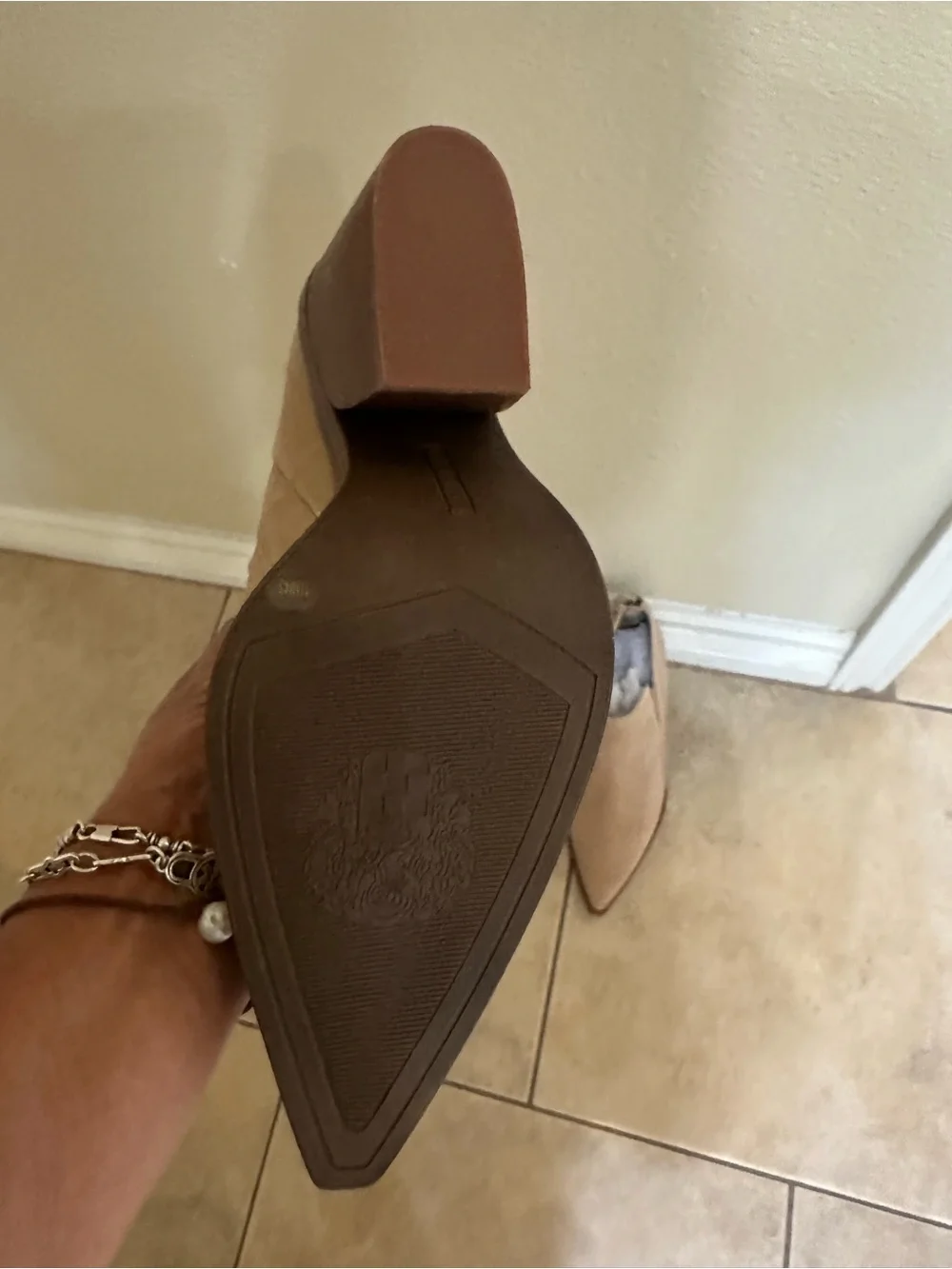 Vince Camuto chic vince